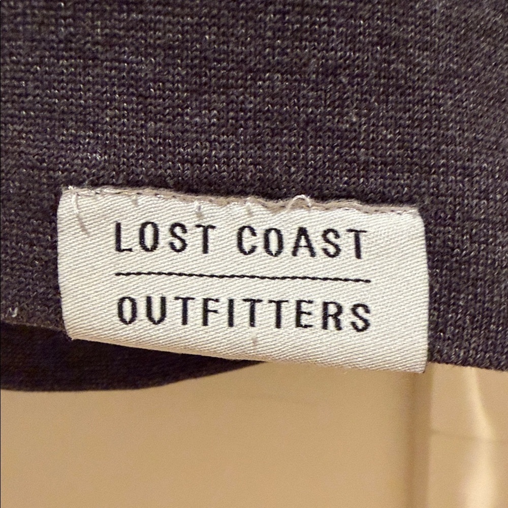 Lost Coast Outfitters Crewneck Sweatshirt Gray Graphic Logo Pullover Size M - Picture 2 of 7